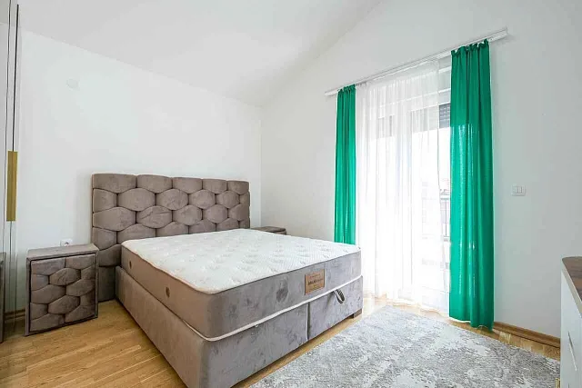 Penthouse at Donja Lastva — photo 9